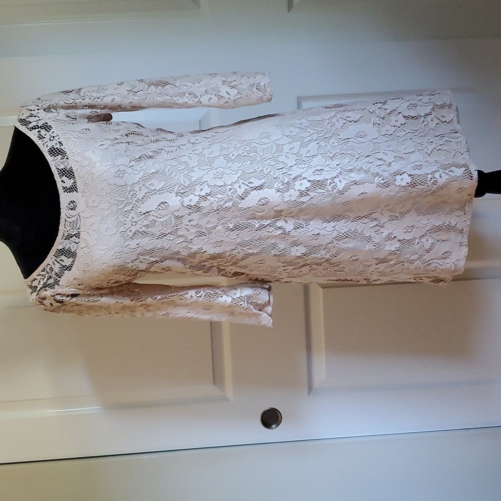 Lace dress